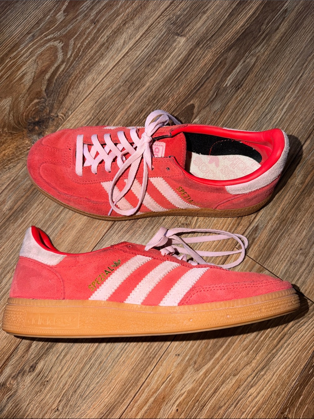 adidas Originals Women's Red & Light-Pink Suede Spezial Sneakers